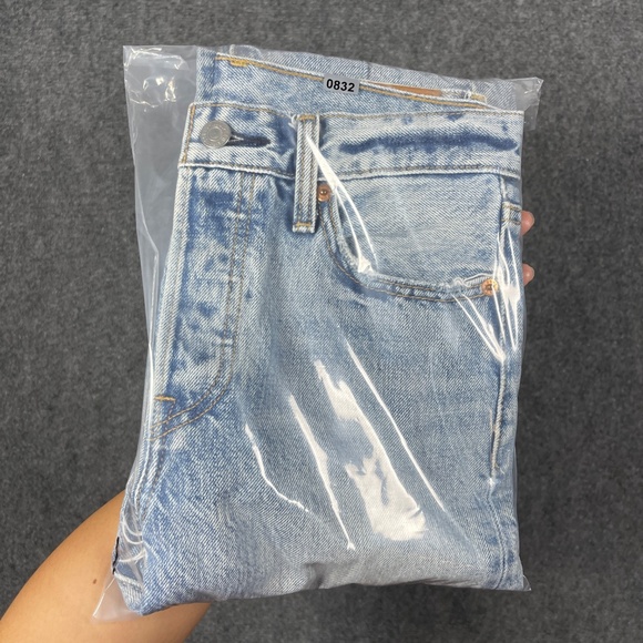 Levi's Light Blue Straight Leg Jeans - Picture 10 of 10